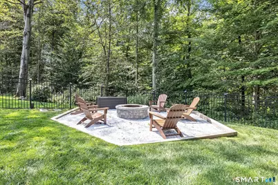 115 Fairway Drive, Stamford, CT 06903 - Photo 32