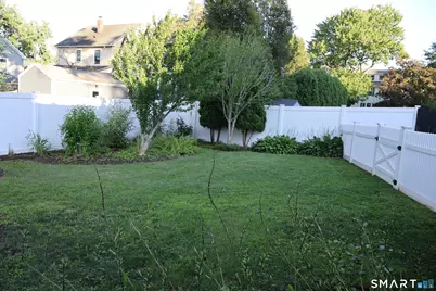 120 Robin Road, West Hartford, CT 06119 - Photo 22