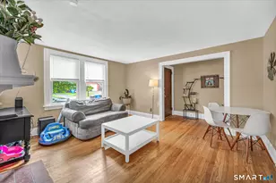 16 Vance St, New Britain, CT 06052 - Photo 8