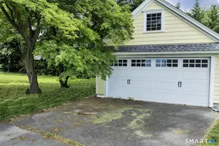 50 Vine St, Stratford, CT 06614 - Photo 26