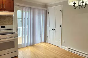 9 Windell Pl, Stamford, CT 06906 - Photo 8