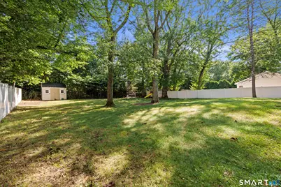 22 Margo Circle, North Haven, CT 06473 - Photo 20