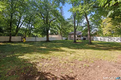 22 Margo Circle, North Haven, CT 06473 - Photo 18
