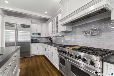 474 Brookside Road, New Canaan, CT 06840 - Photo 10