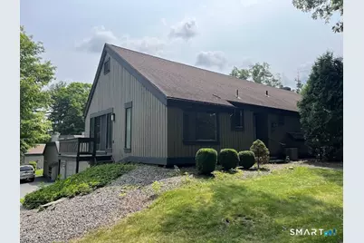 302 Heritage Village #A, Southbury, CT 06488 - Photo 2