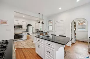 135 Elizabeth St, Hartford, CT 06105 - Photo 10