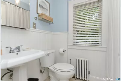 1923 Huntington Turnpike, Trumbull, CT 06611 - Photo 16