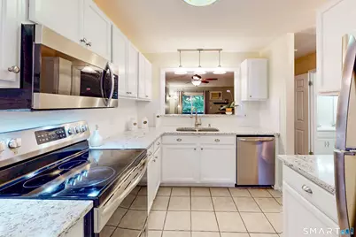20 East Pembroke Road #22, Danbury, CT 06811 - Photo 16