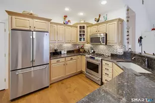 34 Nutmeg Dr, Somers, CT 06071 - Photo 6