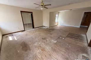 76 Waverly Pl, Bridgeport, CT 06610 - Photo 14