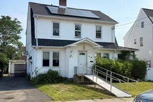 76 Waverly Pl, Bridgeport, CT 06610 - Photo 1