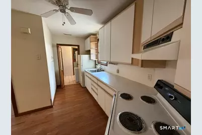 76 Waverly Place, Bridgeport, CT 06610 - Photo 18