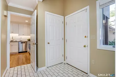 20 Wyndcliffe Park #20, Bloomfield, CT 06002 - Photo 4