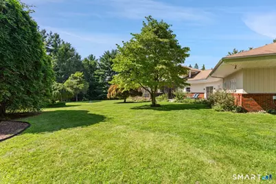 18-A Governors Lane, Bethel, CT 06801 - Photo 32