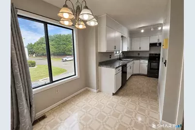 594 East Center Street #H, Manchester, CT 06040 - Photo 6