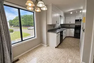 594 E Center St, Manchester, CT 06040 - Photo 6