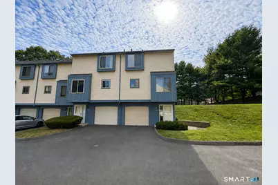 594 East Center Street #H, Manchester, CT 06040 - Photo 2