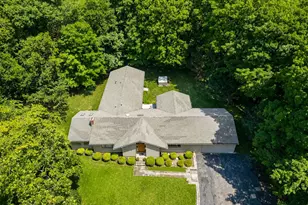 182F Ives St, Hamden, CT 06518 - Photo 6