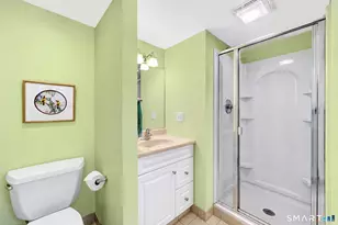 182F Ives St, Hamden, CT 06518 - Photo 32