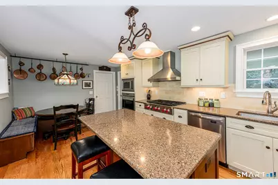 47 Jefferson Drive, Guilford, CT 06437 - Photo 6