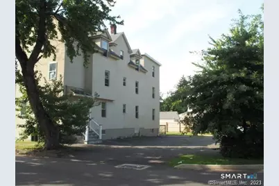81 Longfellow Avenue #2nd flr, Fairfield, CT 06825 - Photo 16