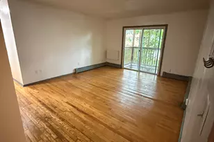 1029 Old Colony Rd, Meriden, CT 06451 - Photo 2