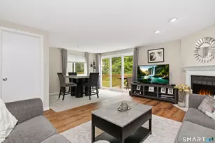 27 Sun Ridge Ln, Cromwell, CT 06416 - Photo 8