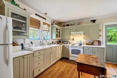 481 Main Street North, Woodbury, CT 06798 - Photo 16