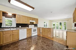 428 Tarbox Rd, Plainfield, CT 06374 - Photo 28