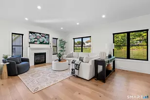 37 Luca Ln, Wethersfield, CT 06109 - Photo 10