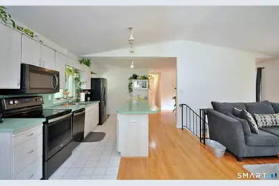 21 Carriage Lane, Roxbury, CT 06783 - Photo 14