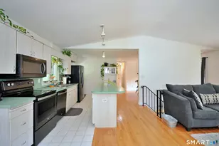 21 Carriage Ln, Roxbury, CT 06783 - Photo 14