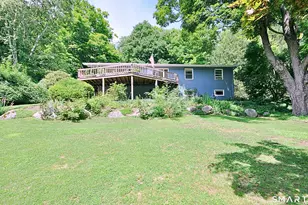 21 Carriage Ln, Roxbury, CT 06783 - Photo 1