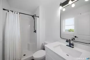 26 Crestview Ln, Waterbury, CT 06708 - Photo 20