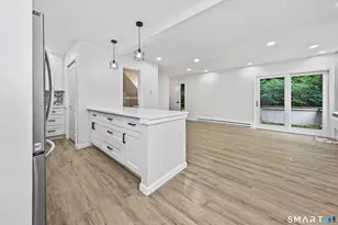 17 Wauwinet Ct, Guilford, CT 06437 - Photo 4