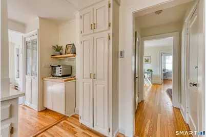 23 Somerset Street, Wethersfield, CT 06109 - Photo 8