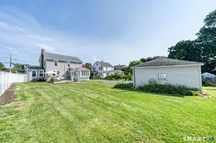 23 Somerset St, Wethersfield, CT 06109 - Photo 34