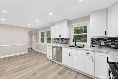 110 Greenwood Drive, Manchester, CT 06042 - Photo 12