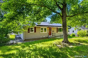 110 Greenwood Dr, Manchester, CT 06042 - Photo 2