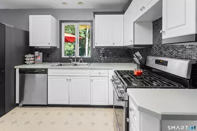 23 Dogwood Drive, Shelton, CT 06484 - Photo 6