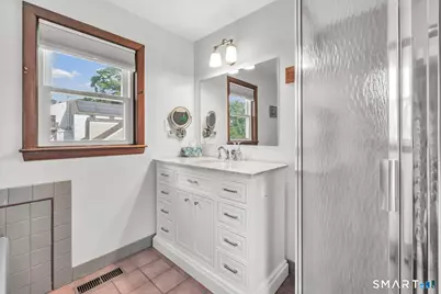 7 Chester Street, Milford, CT 06460 - Photo 28