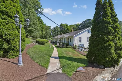 12 Husted Lane #3, New Canaan, CT 06840 - Photo 2