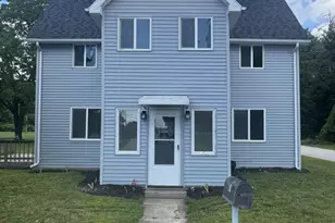 62 Benham Ave, Waterford, CT 06375 - Photo 1