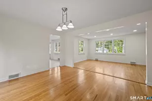 37 Pilgrim Dr, Windsor, CT 06095 - Photo 8