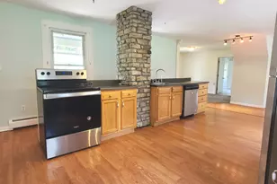 65 Elm St, Thomaston, CT 06787 - Photo 2