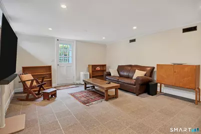 11 Pocono Point Road, Danbury, CT 06811 - Photo 18