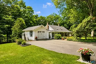 6 Sunrise Ridge, Middlefield, CT 06481 - Photo 2