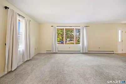 27 Randolph Street, Wallingford, CT 06492 - Photo 12