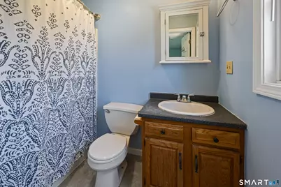 27 Randolph Street, Wallingford, CT 06492 - Photo 18