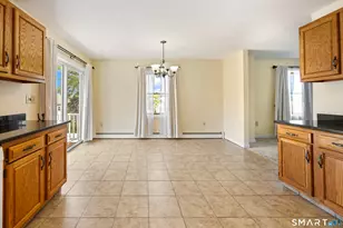 27 Randolph St, Wallingford, CT 06492 - Photo 10